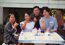 4/30 Mission Trip Day06 #1 Visited sister Suracha's house and preached the gospel to her family